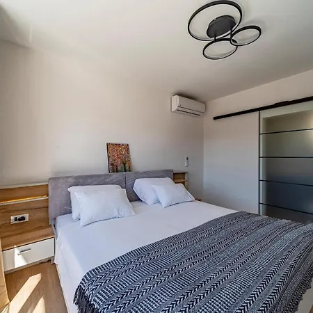 بيت للعطل Cozy In With Wifi *