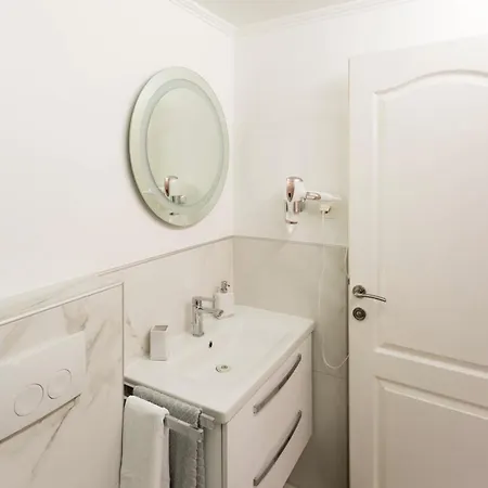 Awesome In With Kitchen * Trsjteno