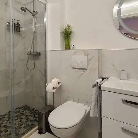 Awesome In With Kitchen *